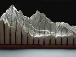 Sculpture sur livre 1