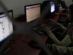 Man Dies In Internet Cafe